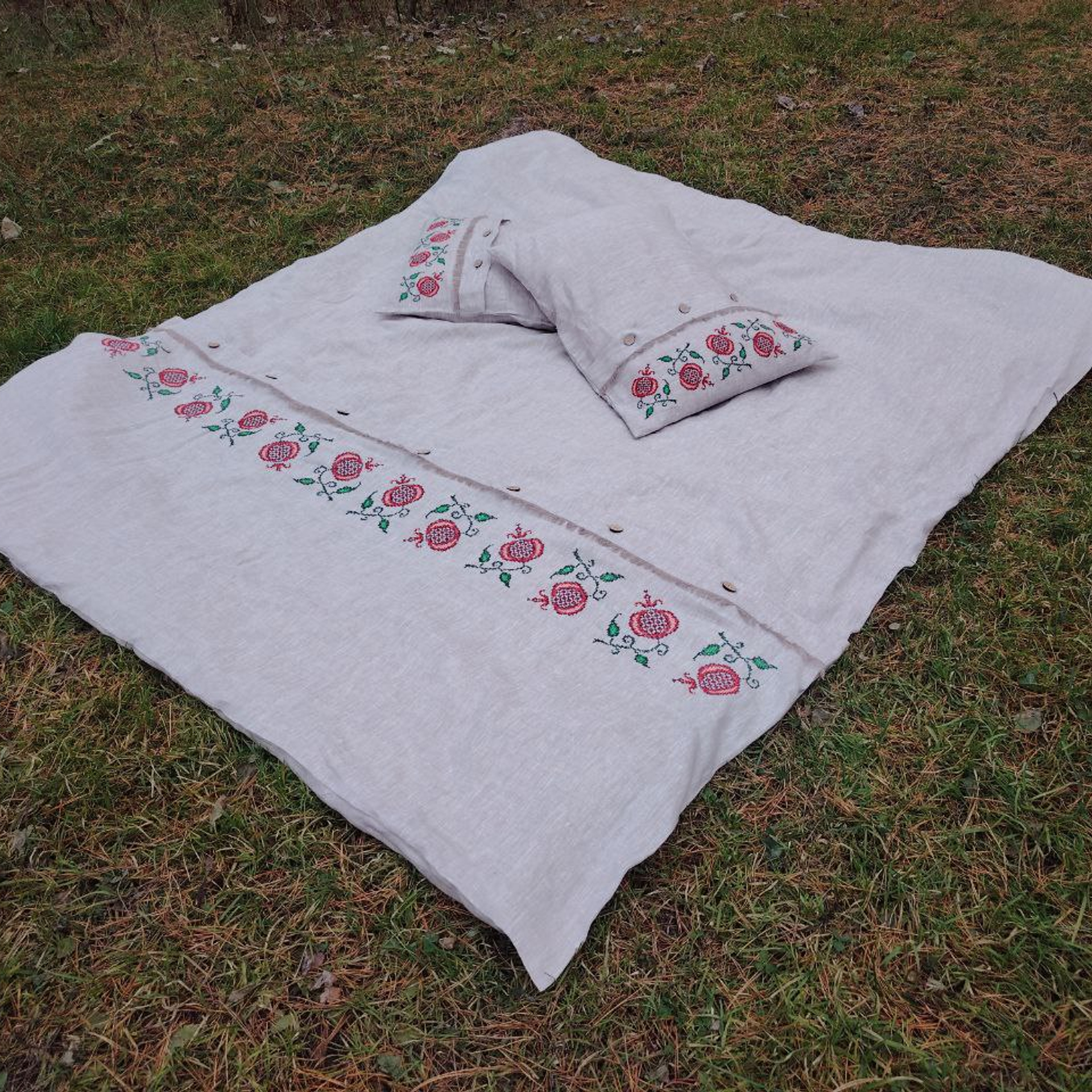 Одежда и домашний текстиль изо льна, крапивы и конопли