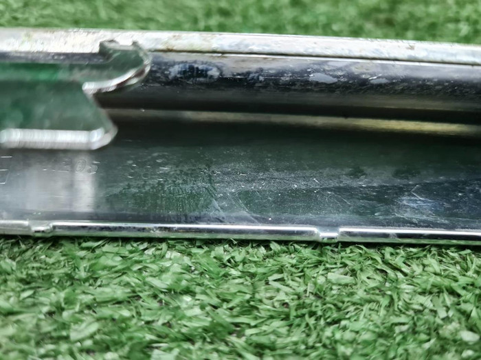 Молдинг бампера LH Mercedes C w205 (14-18) AMG