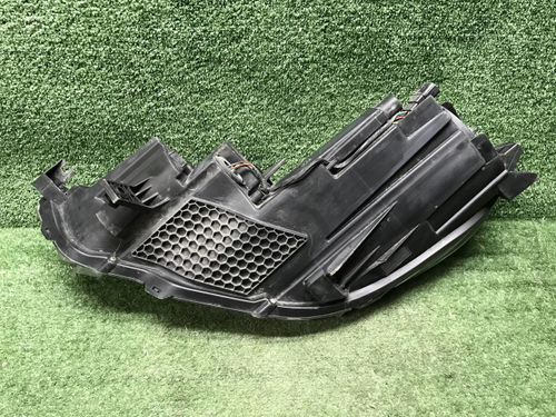 Фара правая Faw Besturn X80 (2018-2022) галоген