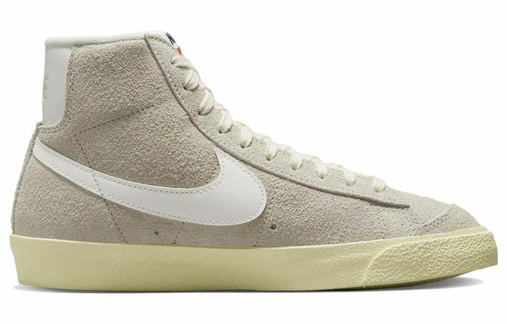 Кроссовки Nike Blazer 77 Vintage "Light Bone Suede"