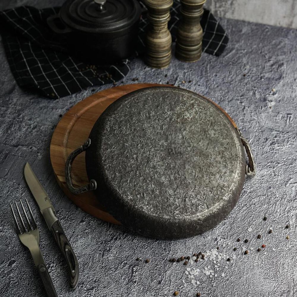 Сковорода для подачи 20 см h2,6 см круглая 2 ручки " " углерод. сталь ИНДУКЦИЯ P.L.