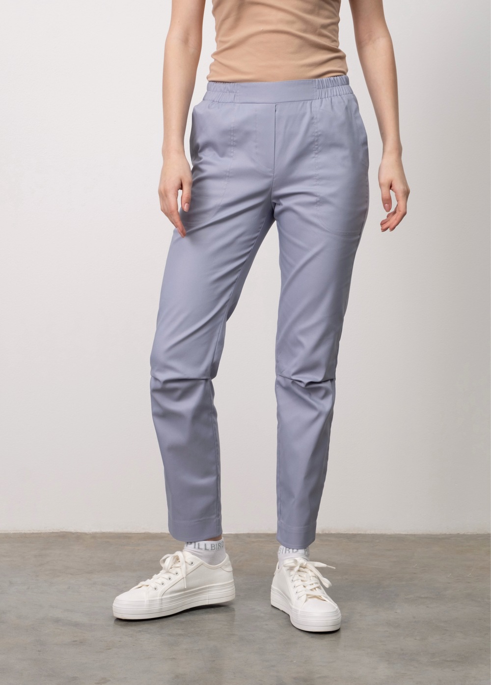 Брюки с защипами