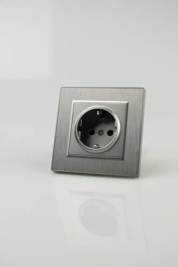 Розетка серая одинарная пластик
