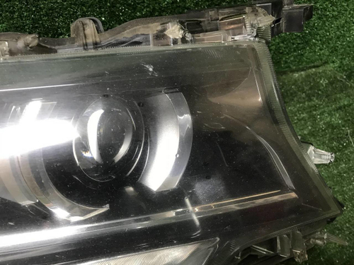 Фара правая Toyota LC Prado 150 (2017-н.в.) LED