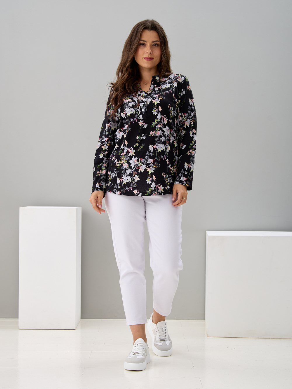 Блузка БЛ-22/черный-лилии