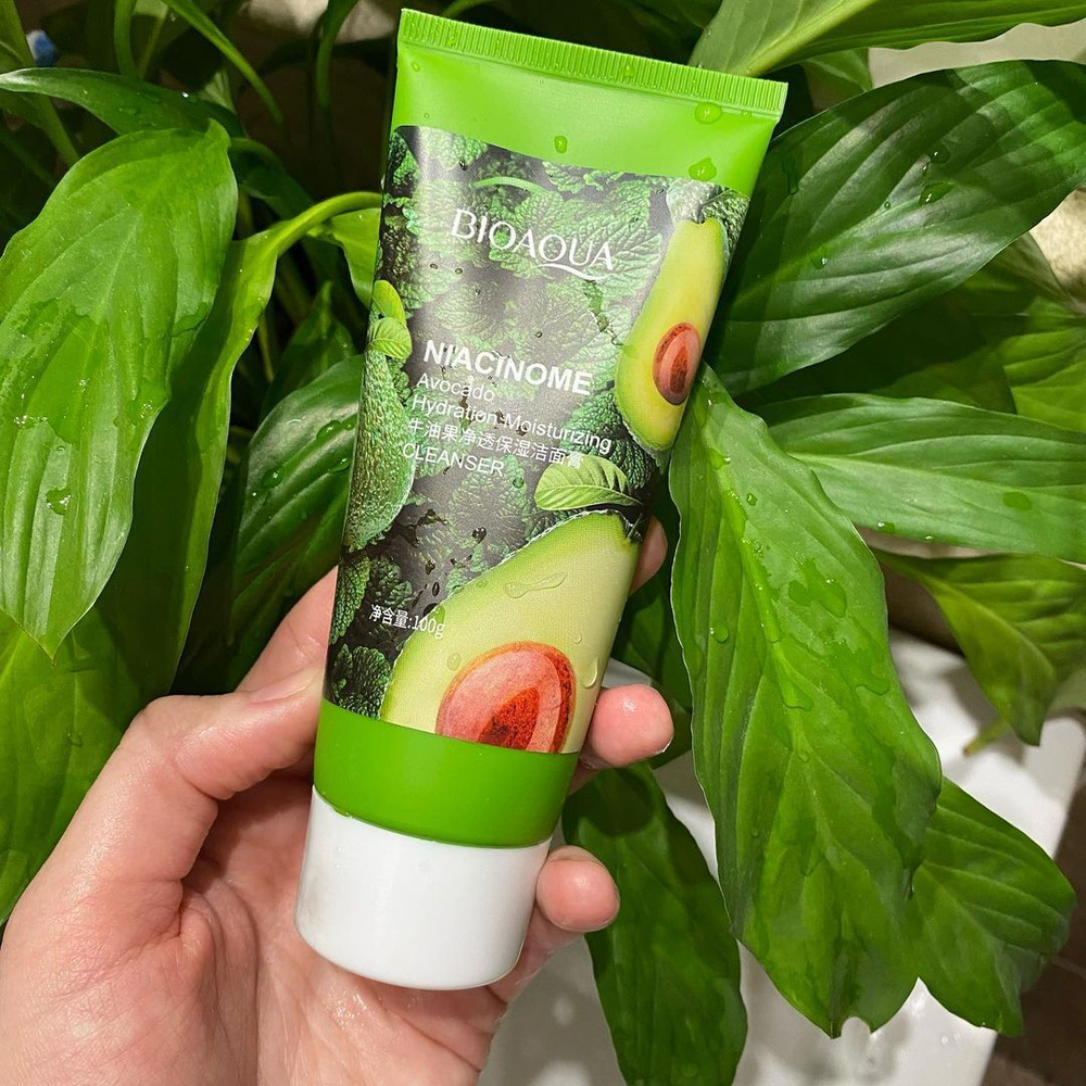 Пенка для умывания с маслом авокадо, 100г