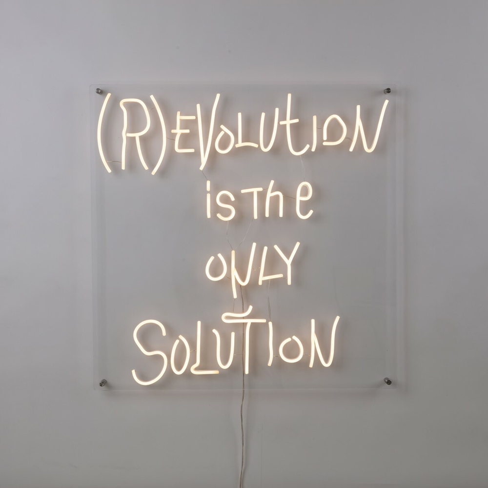 Настенный светильник (R)evolution is the only solution 13015