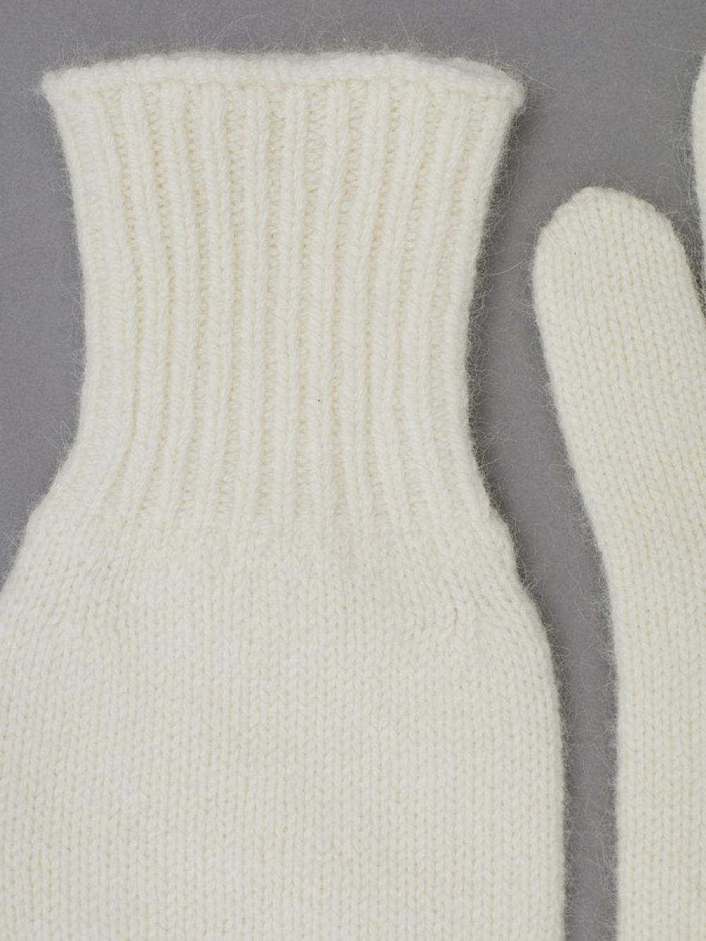 Перчатки ПЧ806-02 экрю