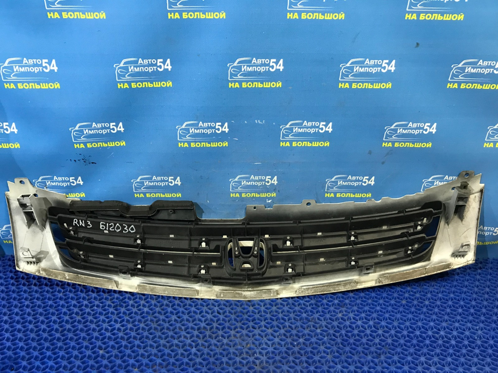 Решетка радиатора Honda STREAM 2000-2003