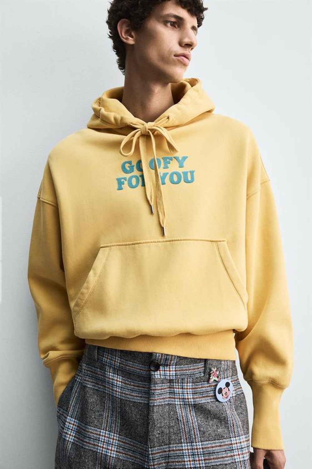 ZARA HARRY LAMBERT X DISNEY ХУДИ С КАПЮШОНОМ И НАДПИСЬЮ, ЖЕЛТЫЙ