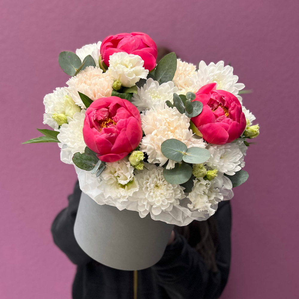 Коробка цветов "Peony Sunset" #79