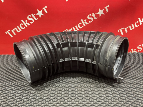 Патрубок воздушного фильтра 2020г.