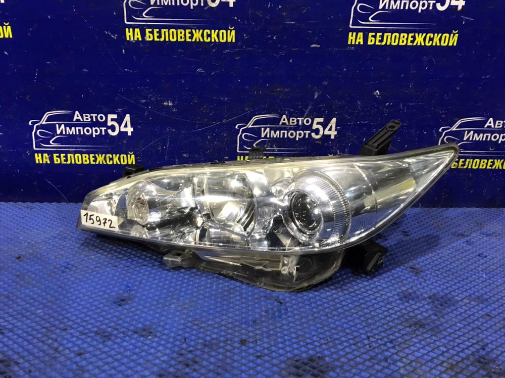 Фара передняя левая TOYOTA WISH 2009-2012