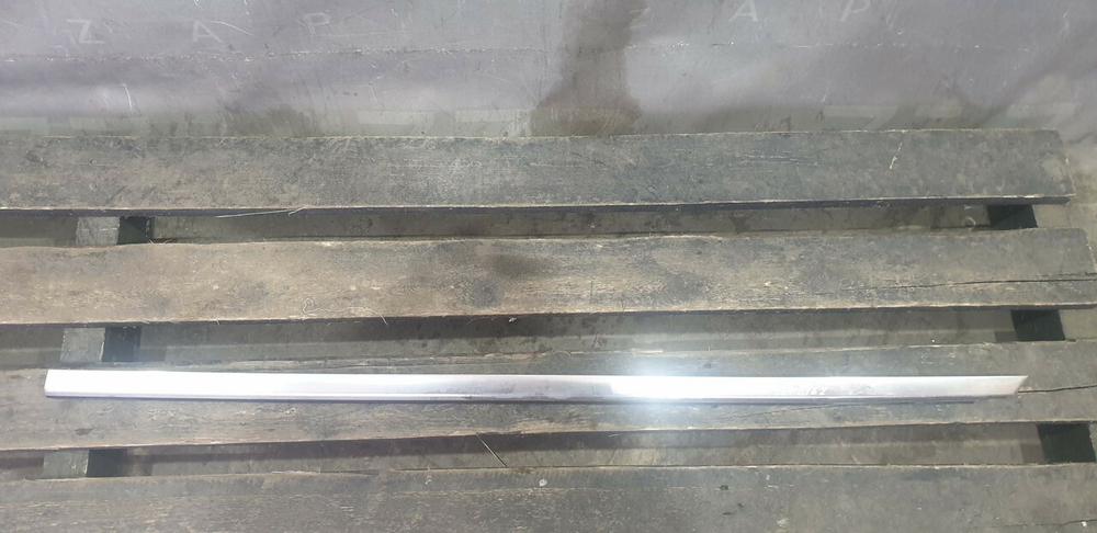 Молдинг двери передней левой Mercedes S (W222) 13-20 Б/У Оригинал A2226900580