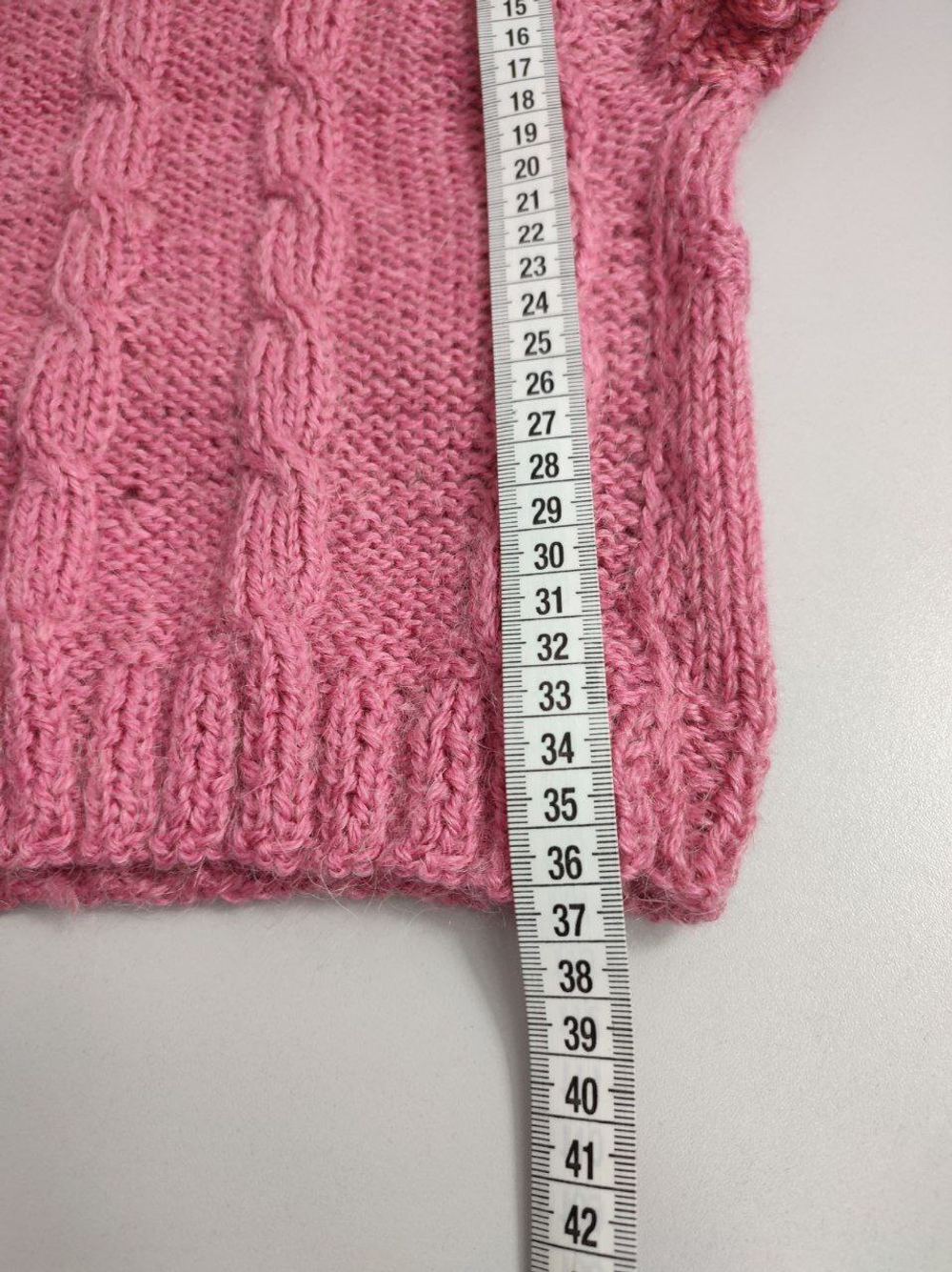 Безрукавка вязаная на 2-3 года