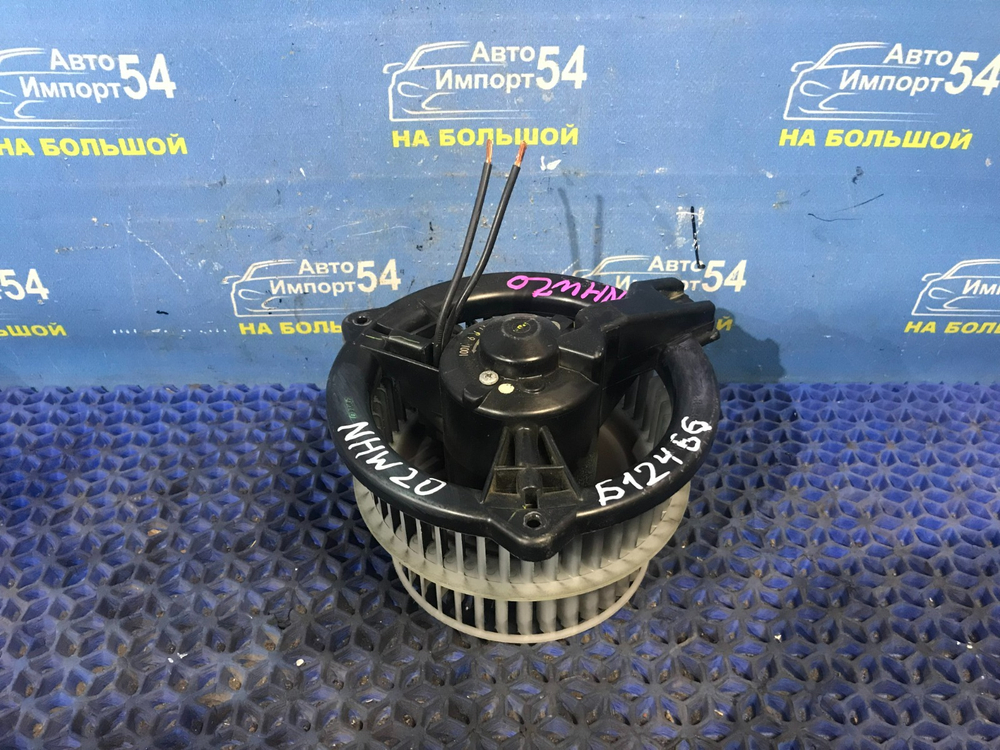 Моторчик печки TOYOTA PRIUS 2003-2011