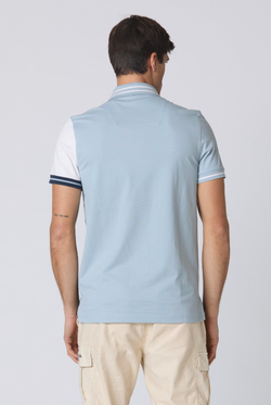 Футболка с воротом поло