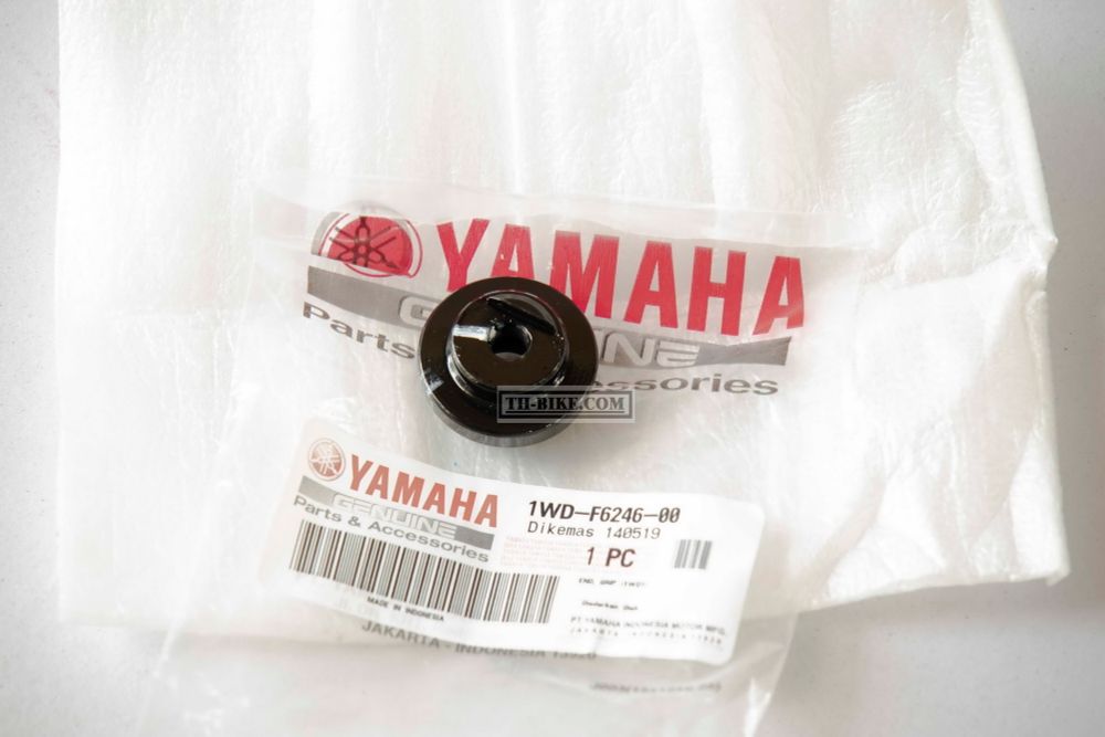 1WD-F6246-00. END, GRIP. Yamaha R3