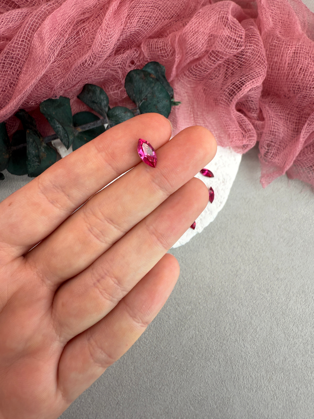 Наветт Navette 10*5 мм, Fuchsia