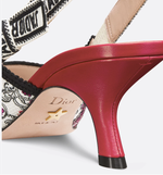 Туфли Dior J’Adior Slingback Dioramour белые с вышивкой Cœur des Curiosités и бантом