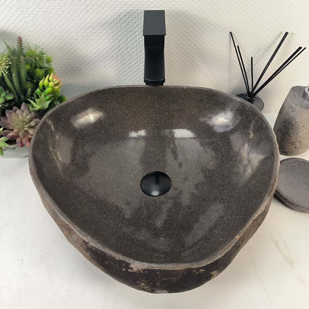 Раковина из речного камня RS-65257 48*44*15 0861