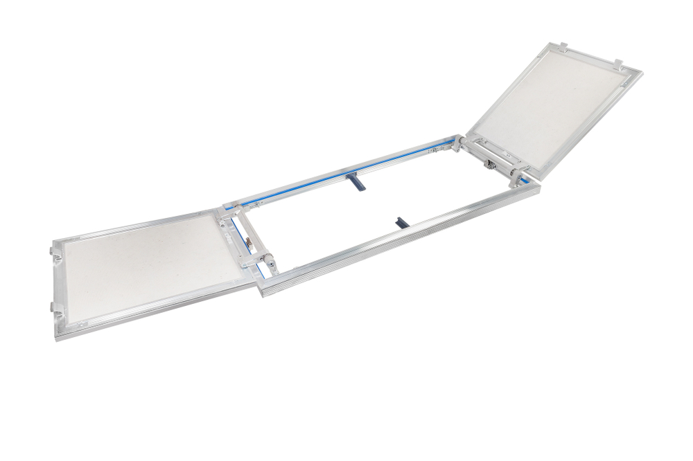 Люк под плитку двухдверный Модерн Мини 900х300 мм