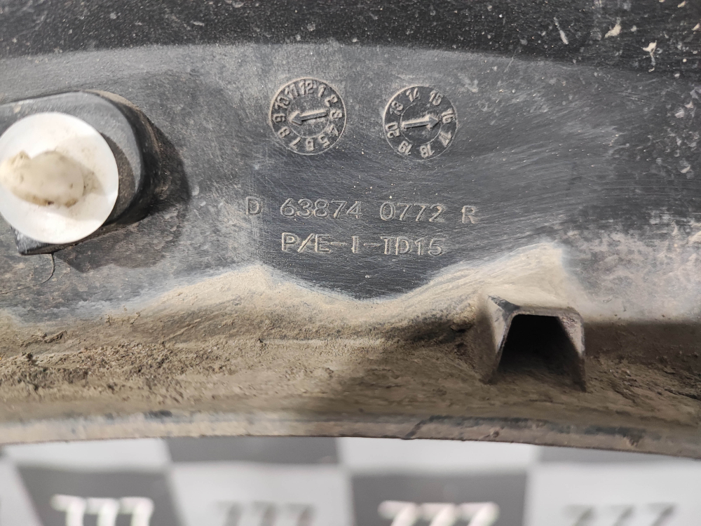 Накладка крыла переднего правого Renault Sandero 2 13-22 Б/У Оригинал 638740772R