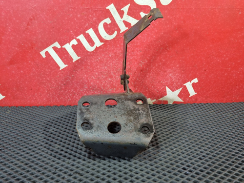 Кронштейн стойки стабилизатора заднего