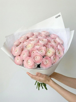 монобукет из ранункулюсов