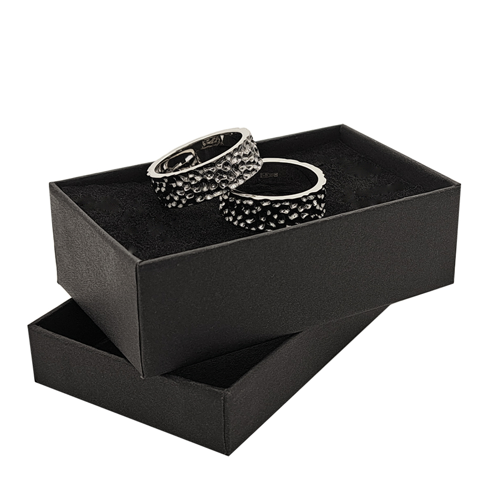 Парные обручальные кольца из белого золота