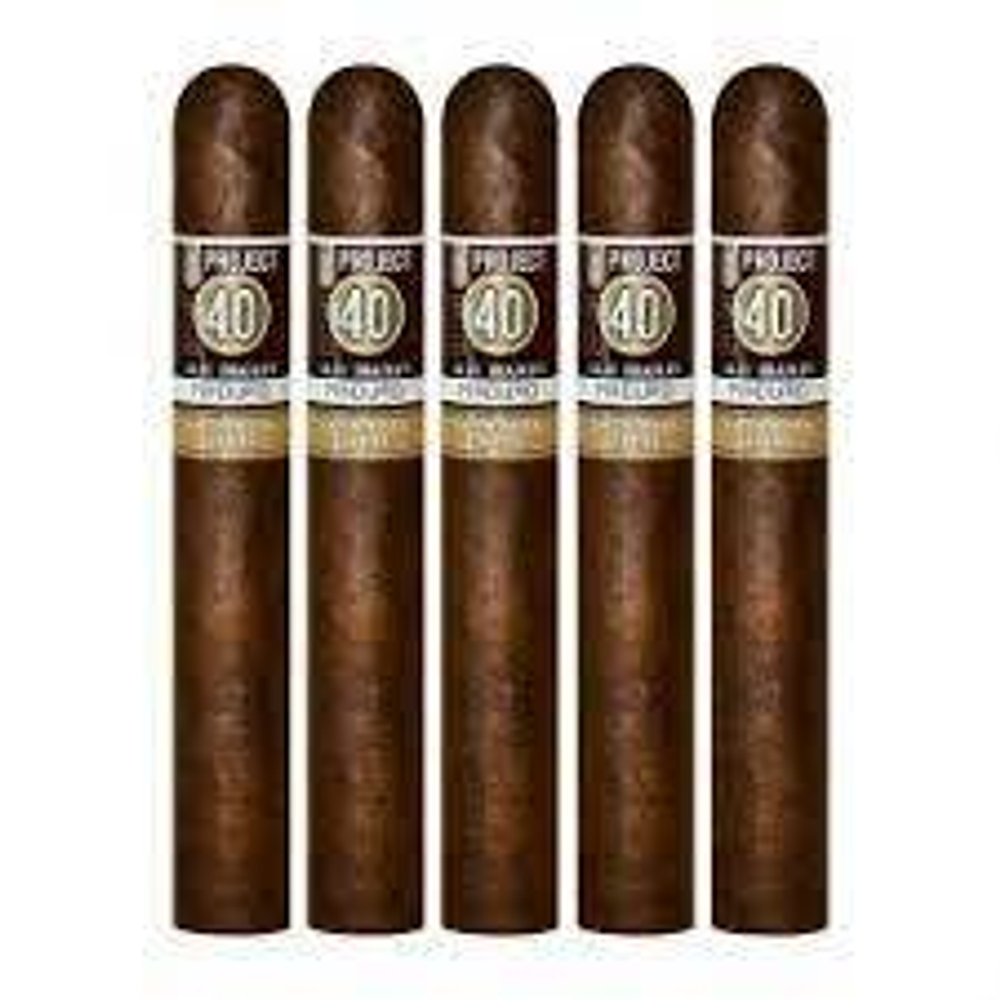 Alec Bradley Project 40 Maduro 06.52