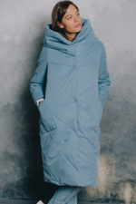 Пальто женское зимнее голубой
