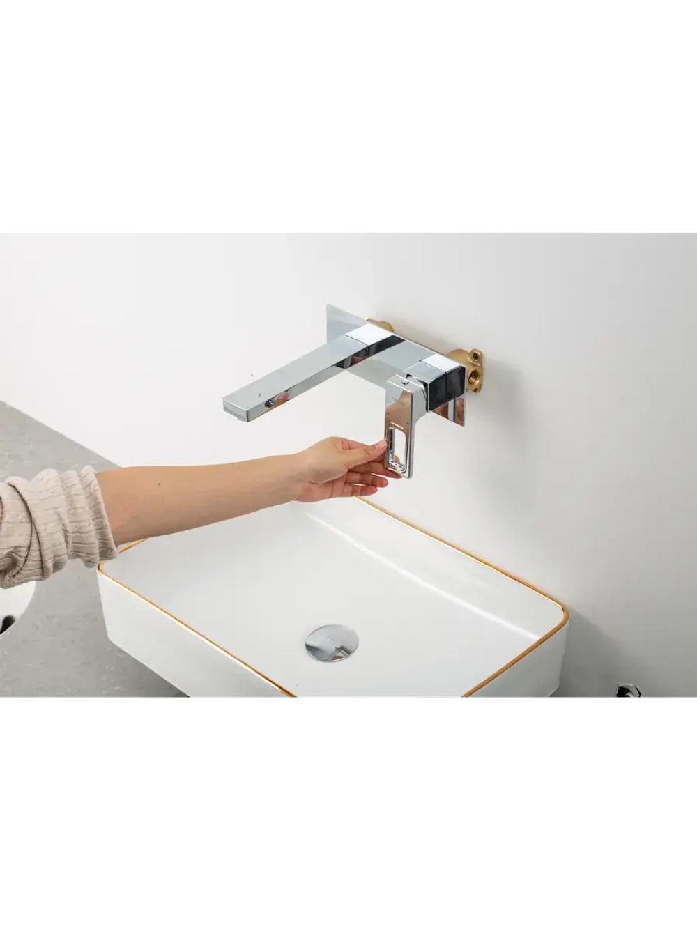 Смеситель для раковины скрытого монтажа Gappo G1017-10