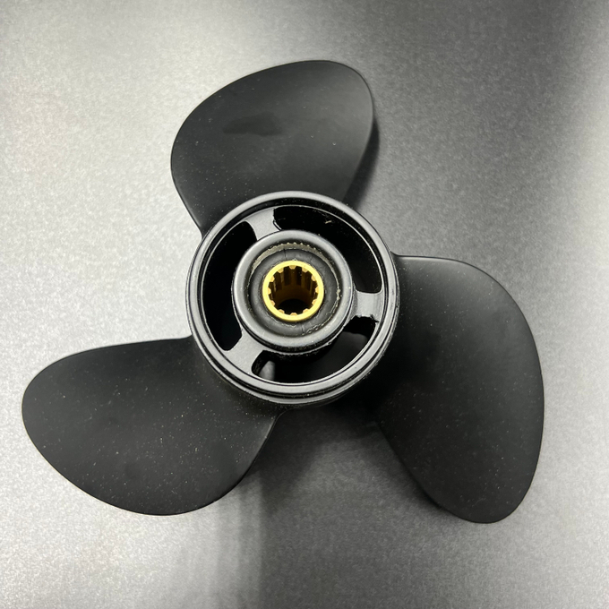 Гребной винт Mercury 4-5 (3x7-3/4x8) Black Max (Mercury)