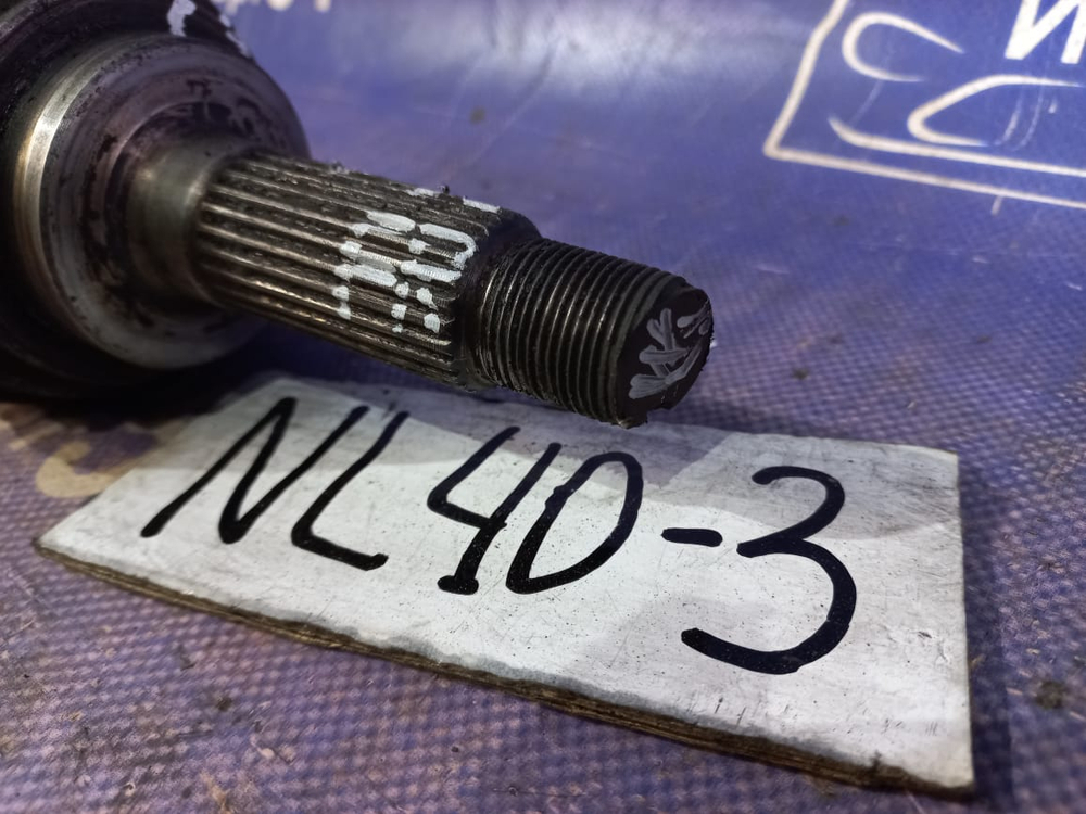 Привод передний правый TOYOTA TERCEL 1993