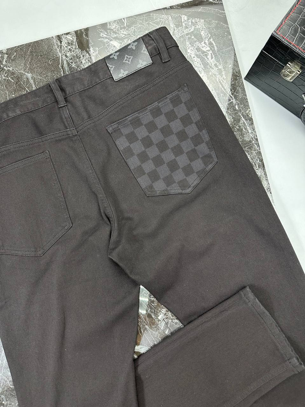 Джинсы Louis Vuitton
