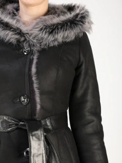 Дубленка зимняя натуральная с капюшоном длинная и теплая