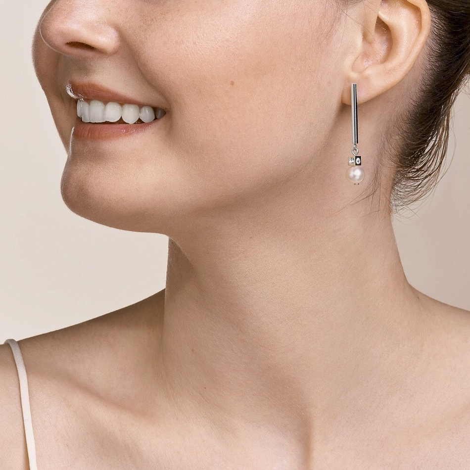Серьги Coeur de Lion Asymmetry White-Silver 1102/21-1417 цвет серебряный, белый