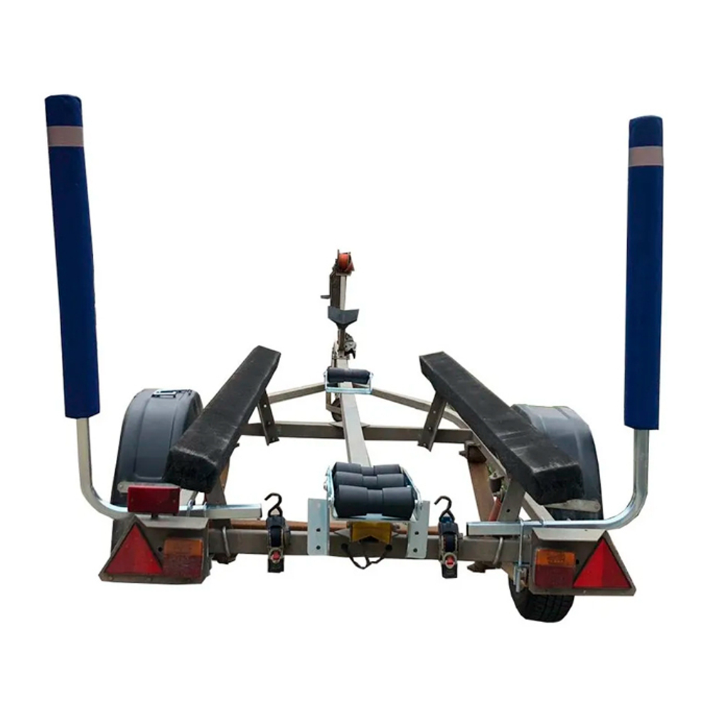 Направляющие ворота катера на прицеп