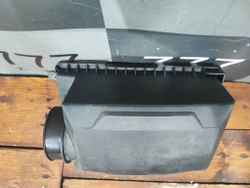 Корпус воздушного фильтра Kia Rio 4 (FB) 17-нв Б/У Оригинал 28110H8100