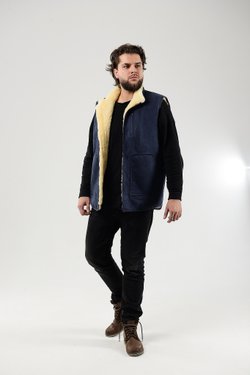 Жилет мужской из согревающей овчины