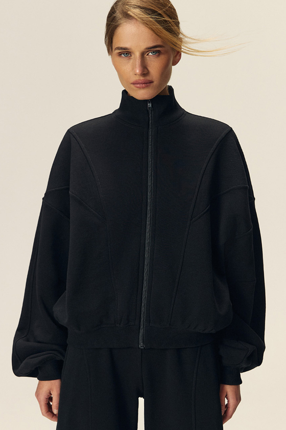 Олимпийка с рельефными швами Чёрный