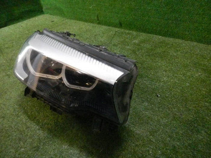 Фара правая BMW 5er G30 (2017-2020) LED