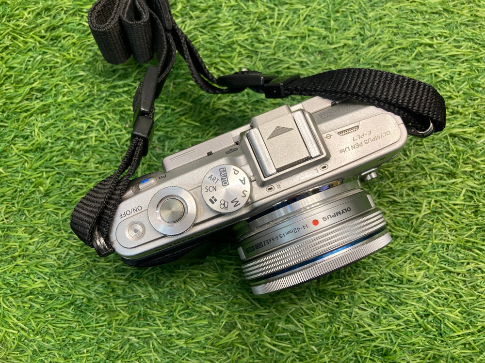 Olympus Pen E-PL7 Kit 14-42mm