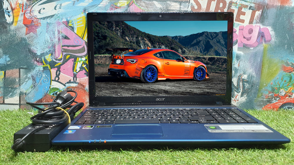 Ноутбук Acer Pentium/3Gb/GT 540M 1Gb