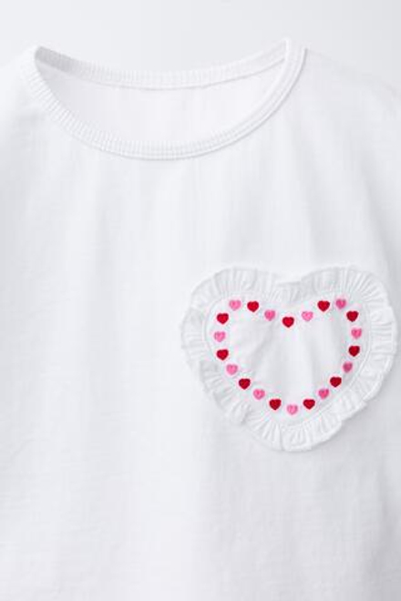 ZARA ФУТБОЛКА С СЕРДЦЕМ, БЕЛЫЙ