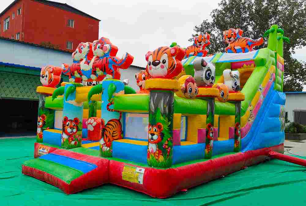 Коммерческий надувной батут «Тигриная страна 2», 8*5*5 м