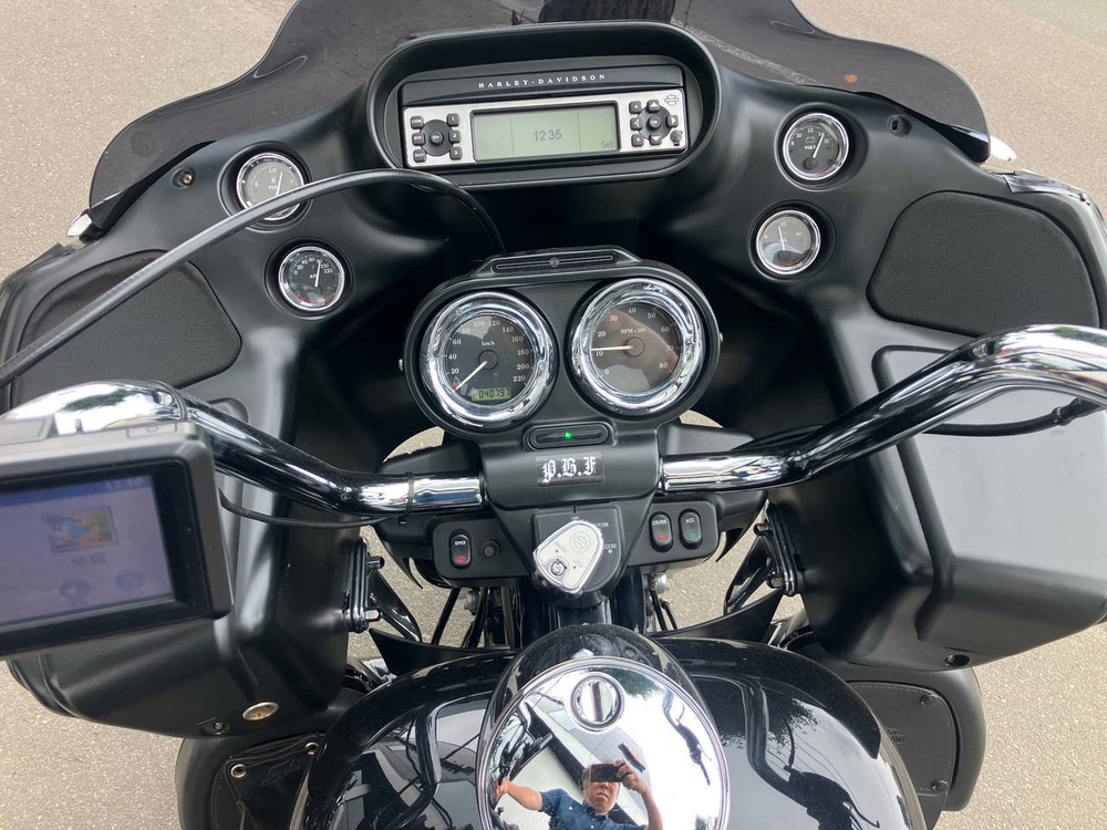 Harley-Davidson Road Glide FLTRU1690 050609