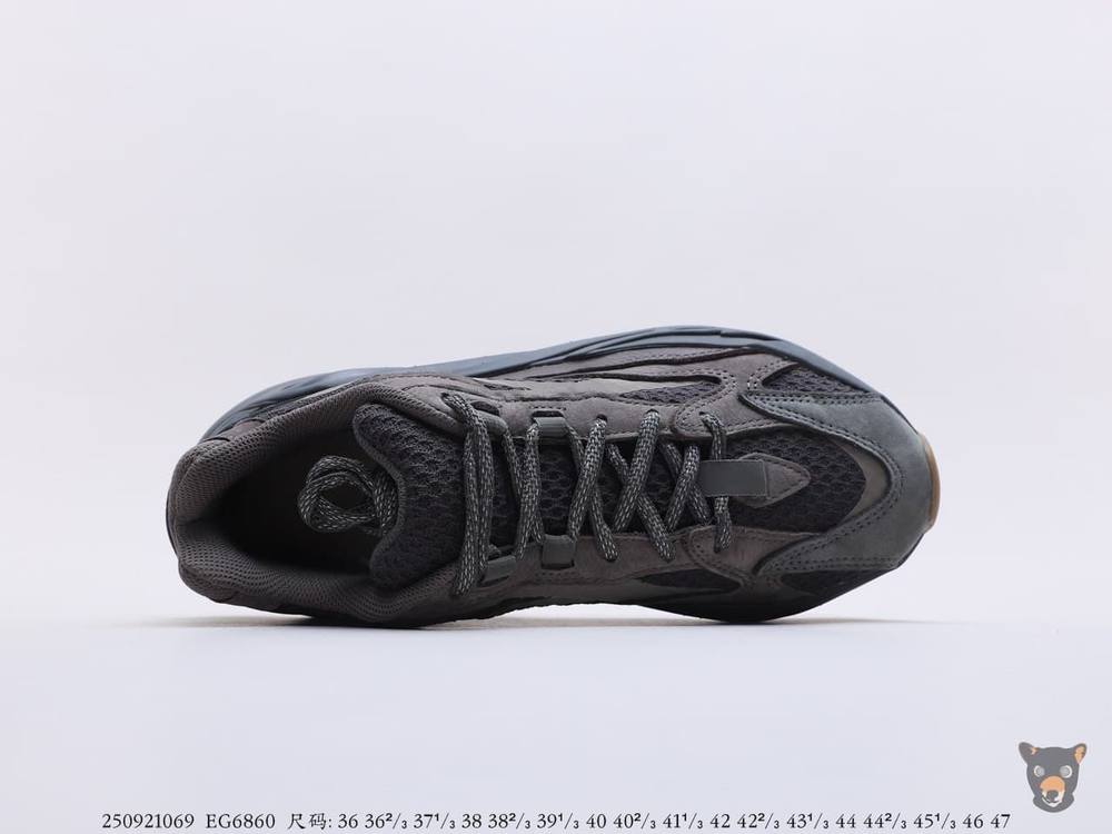 Кроссовки Yeezy Boost 700 V2 "Geode"