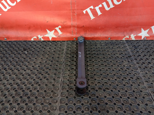 Стойка переднего стабилизатора 2019 г.